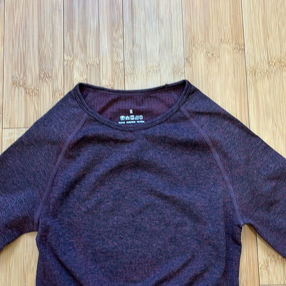 Amazon Crop Top - Picture 3 of 5